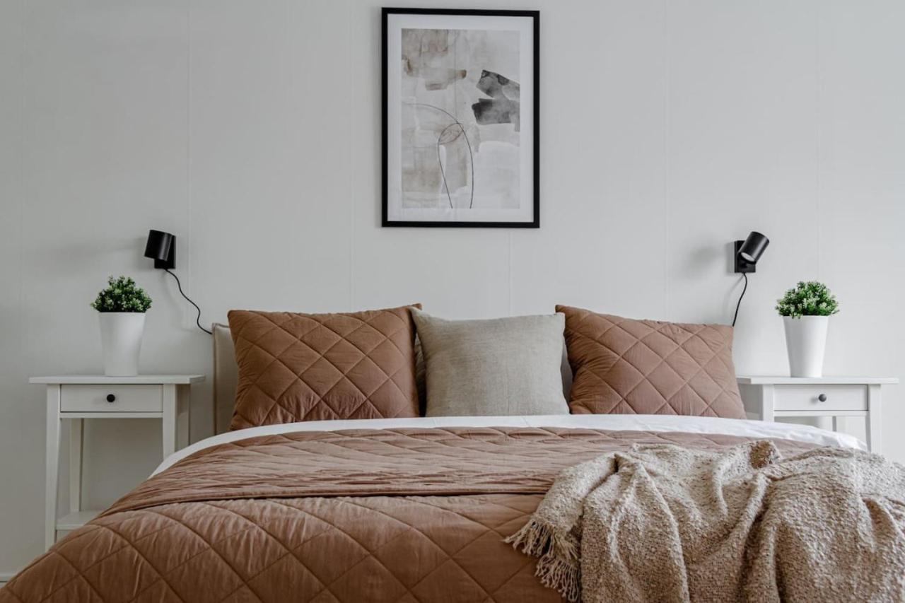 Affordable Stay In Creative Sofo - Construction Work สต็อกโฮล์ม ภายนอก รูปภาพ